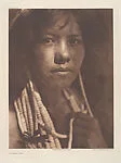 A Pomo Girl, Plate 482 — Edward Sheriff Curtis