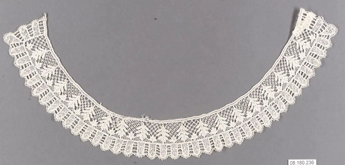 Collar — Unknown
