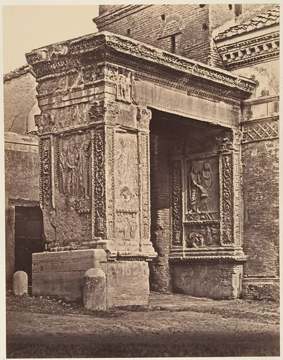L'arco degli argentari, adossato alla chiesa di San Giorgio al Velabro