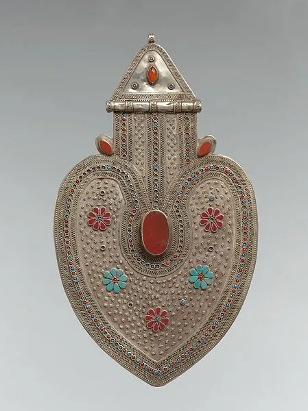 Cordiform Pendant — Unknown