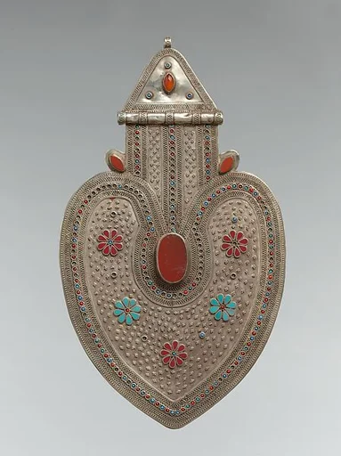 Cordiform Pendant