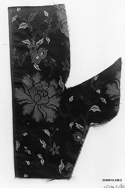 Textile fragment — Unknown Designer