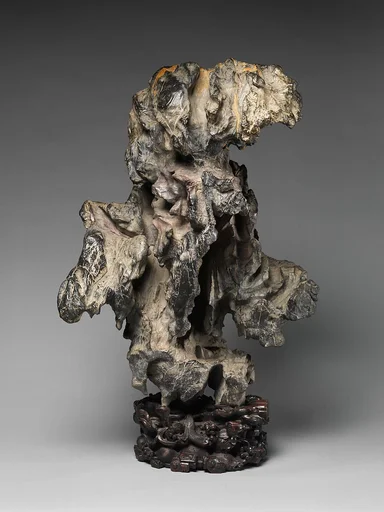 靈璧賞石|Rock in the Form of a Fantastic Mountain