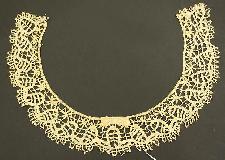 Collar — Unknown