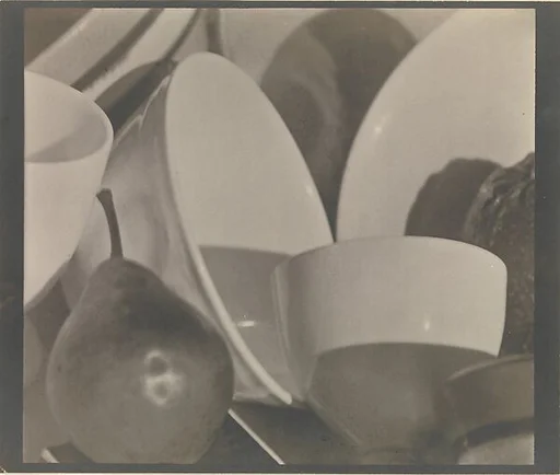 Pears and Bowls