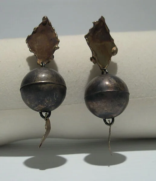 Earrings — Giorgio di Sant'Angelo