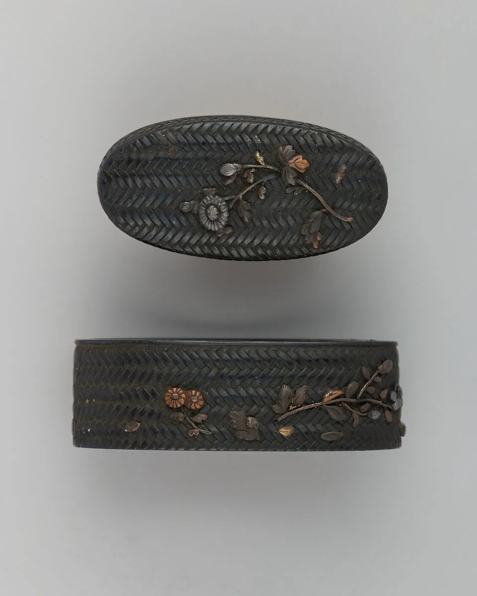 Sword-Hilt Collar and Pommel (Fuchigashira) — Unknown