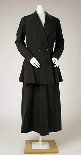 Suit