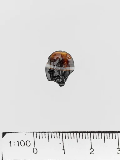 Banded agate ring stone
