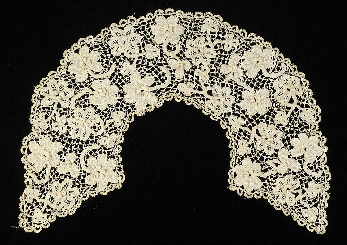 Collar — Unknown