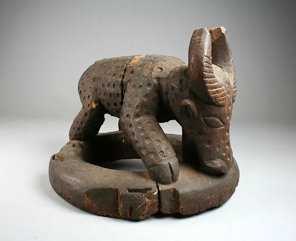 Headdress: Animal — Unknown