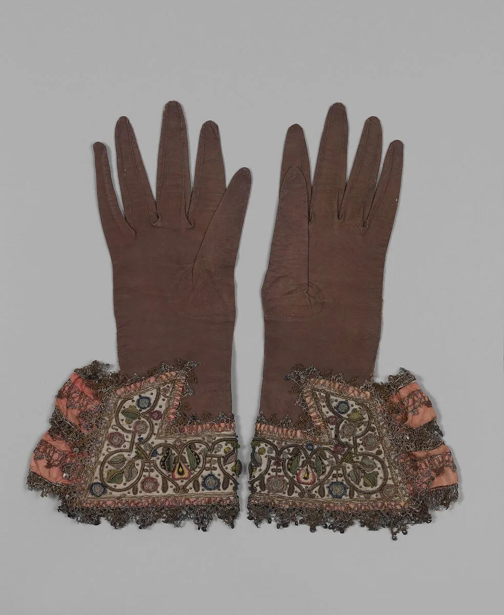 Pair of gloves — Unknown