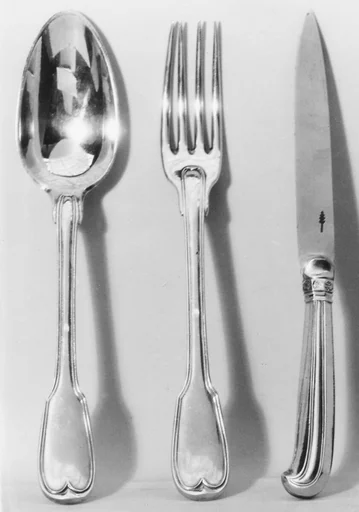 Knife