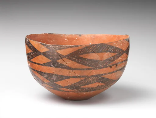 Bowl with cross-hatched decoration