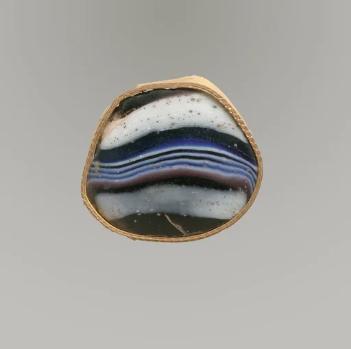 Glass mosaic fragment