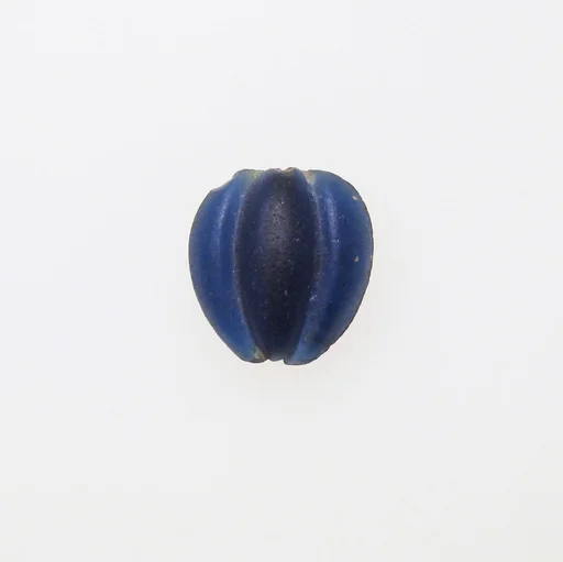 Glass bead