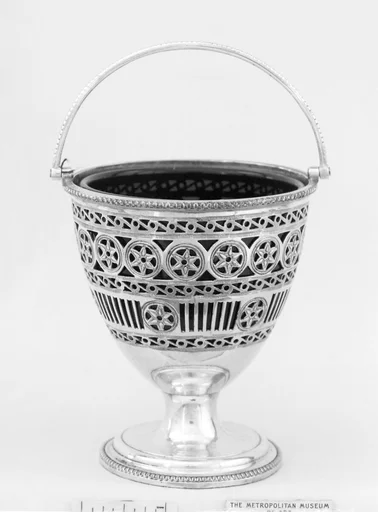 Sugar bowl