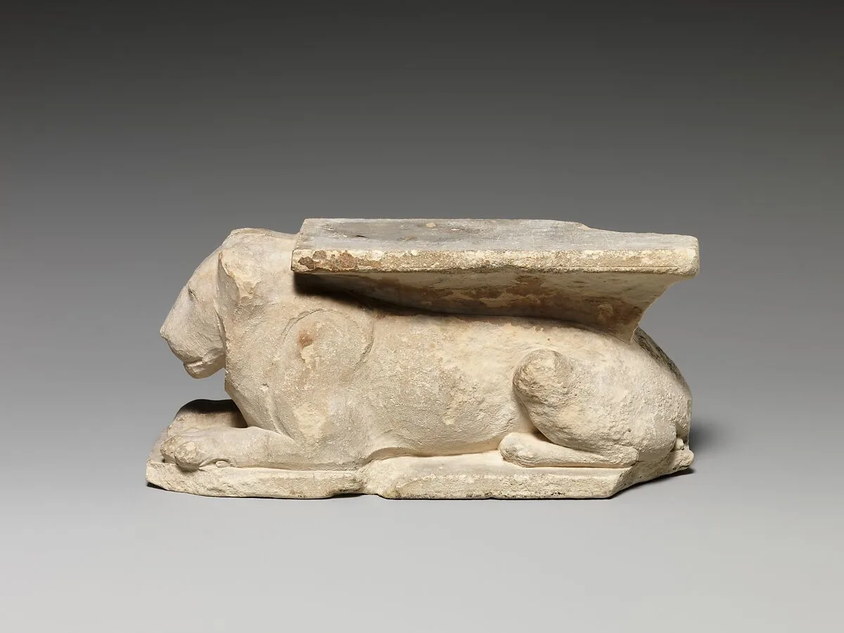 Model of a temple door bolt with recumbent lion — Unknown