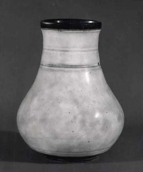 Vase — Emile Decoeur