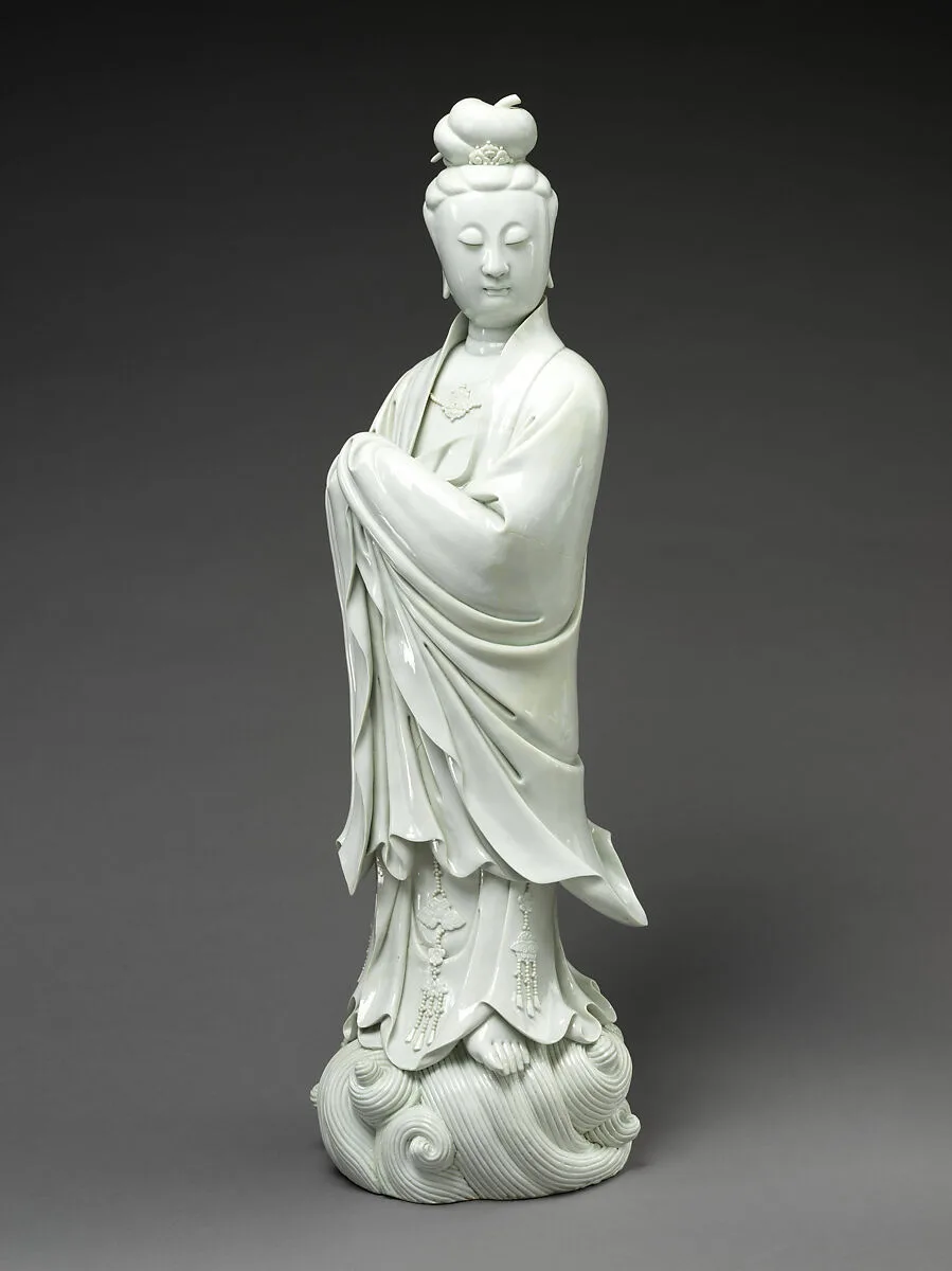 清 德化窯白衣觀音像|White-Robed Guanyin — Unknown