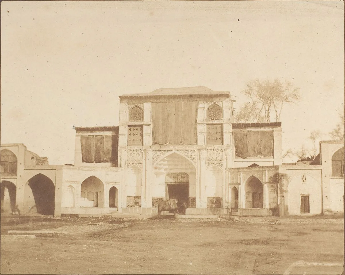 Outer Entrance to the King's Palace, Teheran — Luigi Pesce