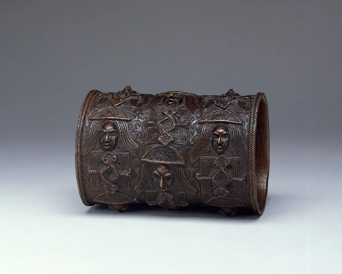 Bracelet: Portuguese Heads and Mudfish — Unknown
