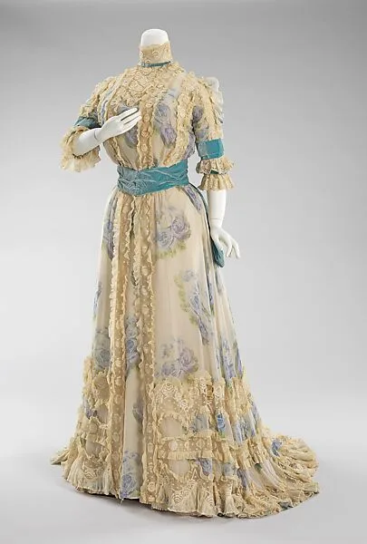 Afternoon dress — Jacques Doucet