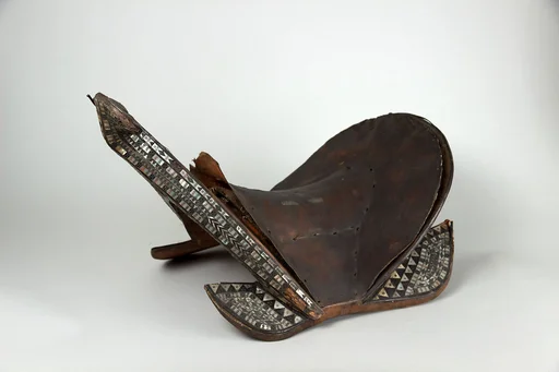 Saddle