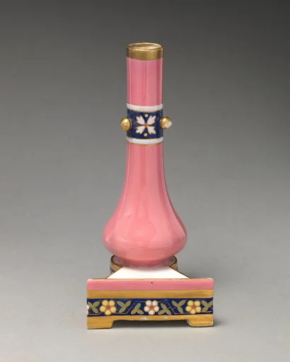 Place card holder (one of a pair)