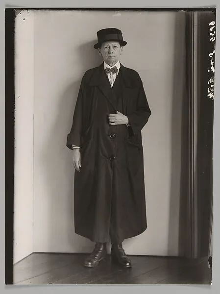 Real Estate Agent — August Sander