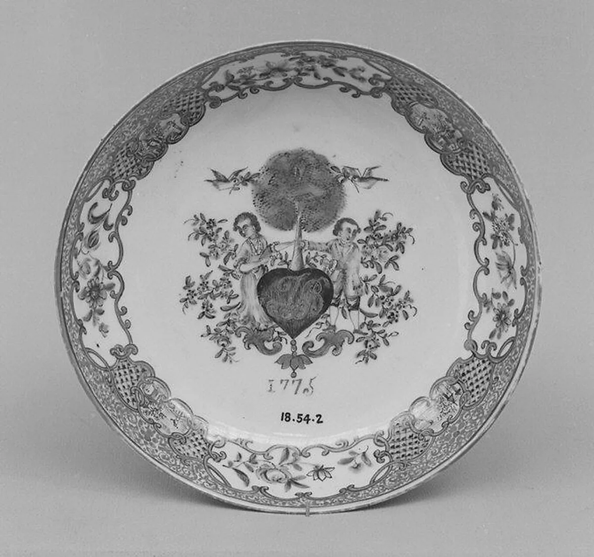 Saucer (part of a service) — Unknown