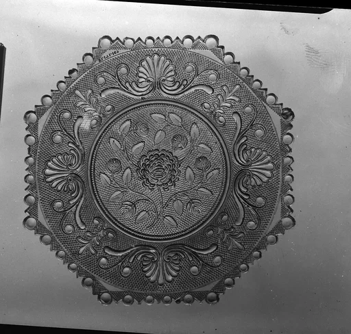 Plate