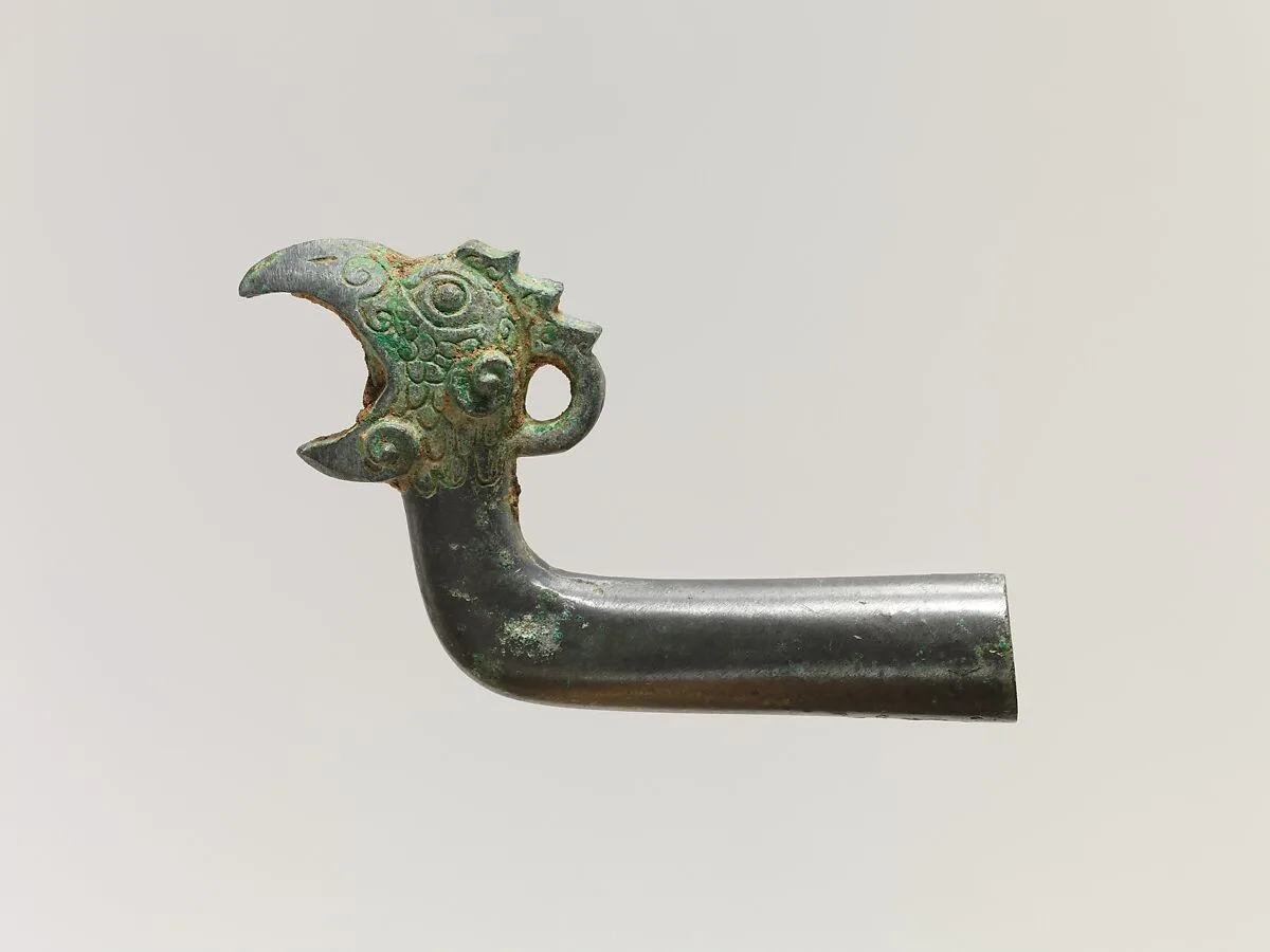戰國 青銅鳥頭端飾|Bird-head finial — Unknown