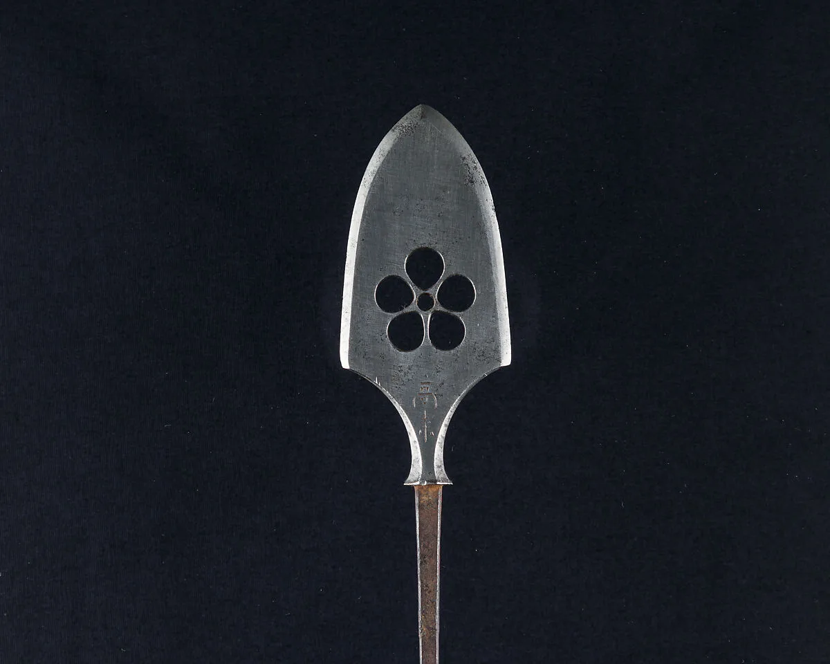 Arrowhead (<i>Yanone</i>) — Unknown