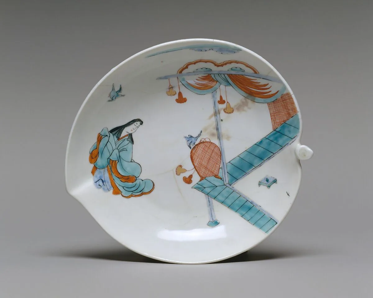 Dish with Japanese court woman and birds — Chelsea Porcelain Manufactory
