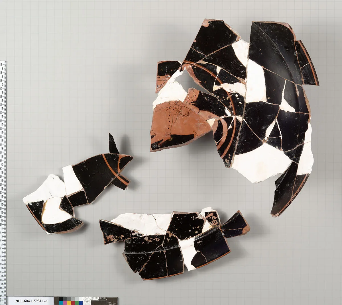 Terracotta fragments of a kylix (drinking cup) — Unknown