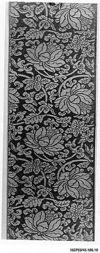 明    織錦經面|Sutra Cover with Lotus Scroll