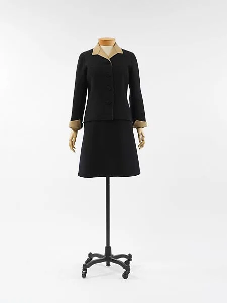 Suit — Madame Grès (Germaine Émilie Krebs)