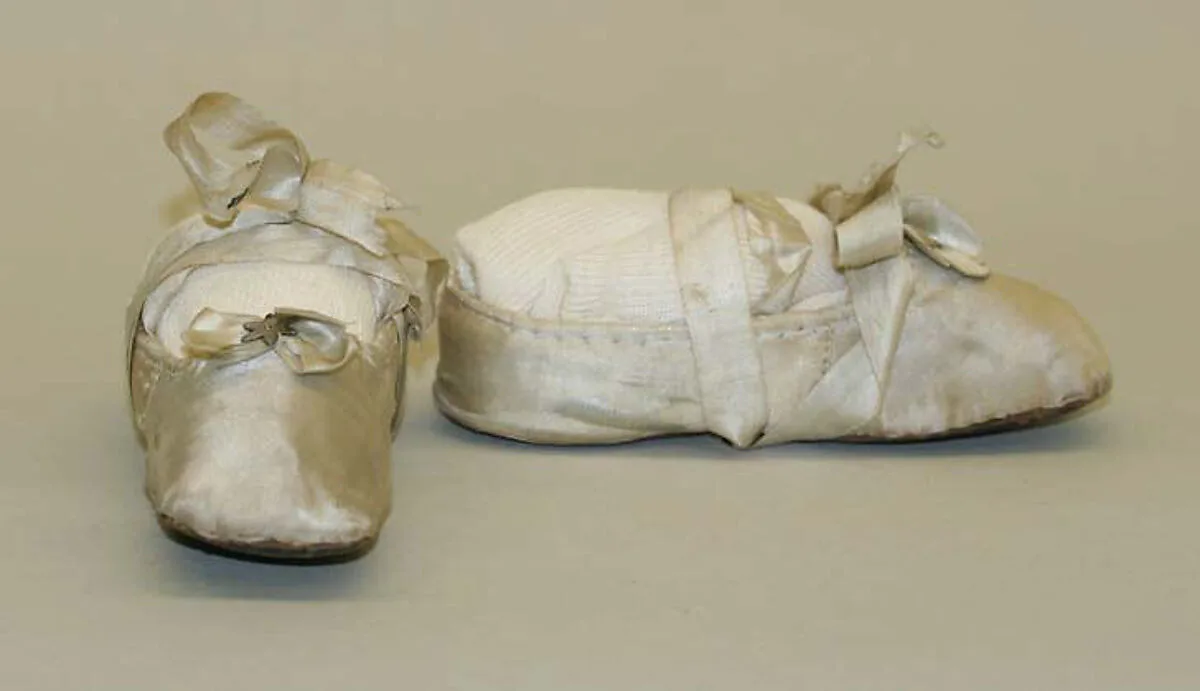 Slippers — Unknown