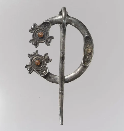 Open-Ring Brooch