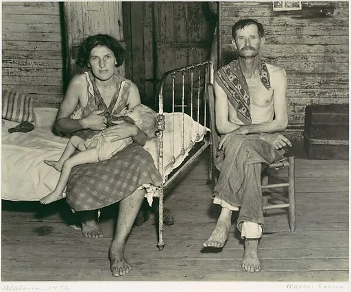 [Bud and Lily Fields with Lilian, Hale County, Alabama]