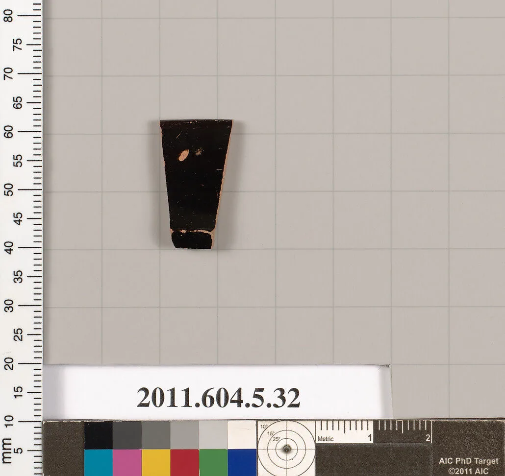 Terracotta rim fragment of a kylix (drinking cup) — Unknown