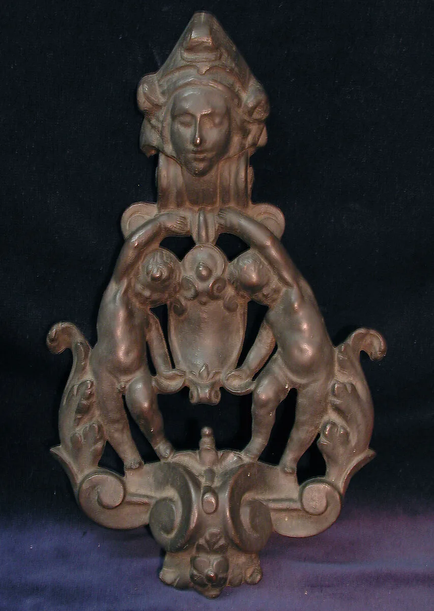 Door knocker — Unknown