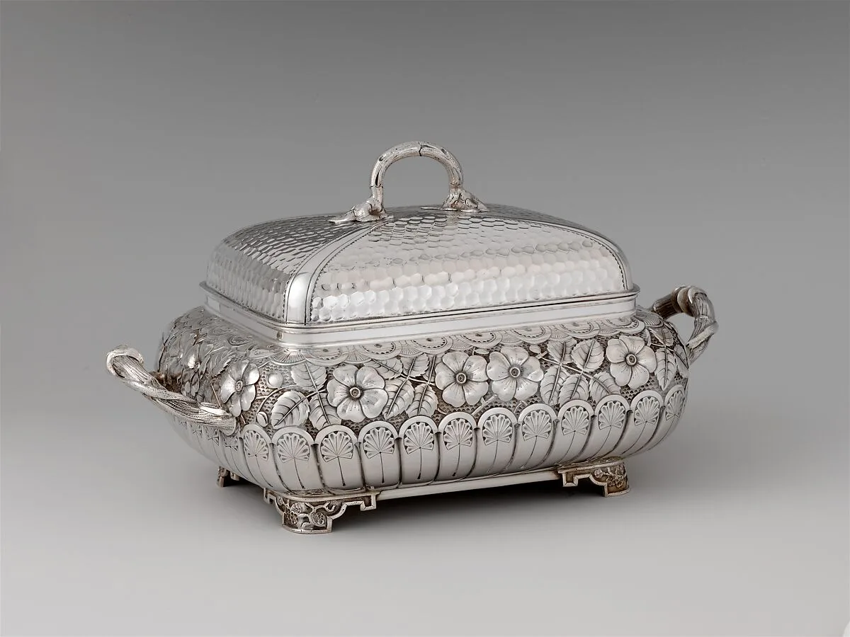 Covered Dish — John T. Vansant Manufacturing Company