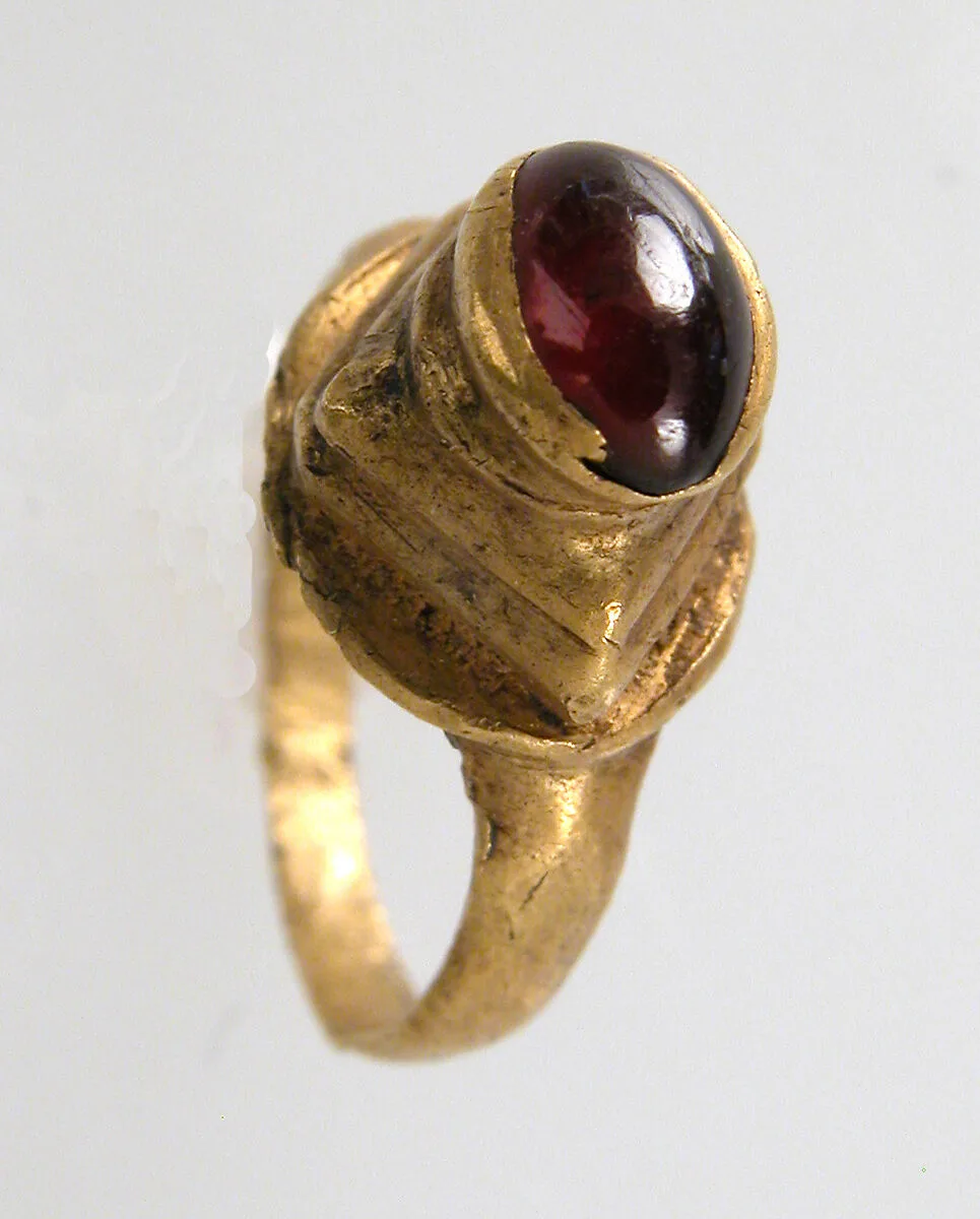 Finger Ring — Unknown