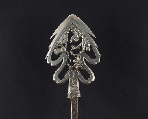 Arrowhead (<i>Yanone</i>)