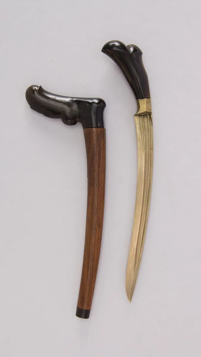 Knife (Bade-bade) with Sheath — Unknown