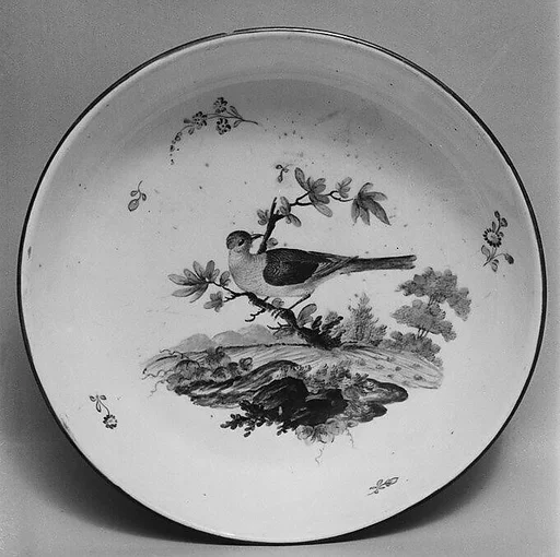 Saucer (part of a service)