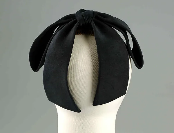Hat — Bergdorf Goodman|Halston