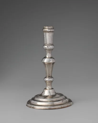 Miniature candlestick